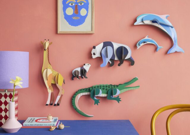 Bring the wild indoors! These animal designs are made to build, display and enjoy together. A playful way to spark curiosity about wildlife, nature and all the stories waiting to be discovered.